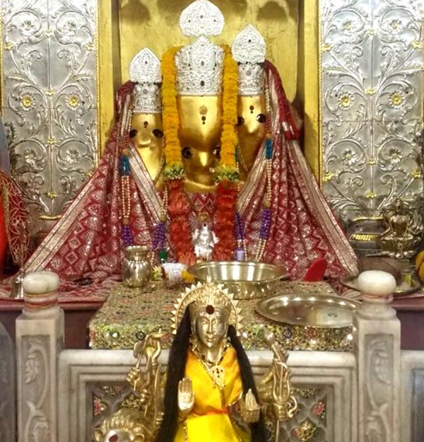 Baglamukhi