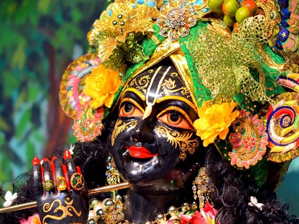 Santan Prapti Puja Shri Banke Bihari Ji Temple Vrindavan